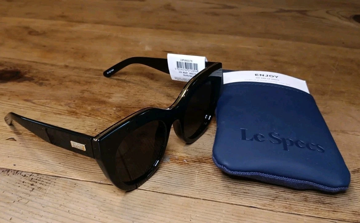 Le Specs Air Heart Sunglasses Review: Worth It?