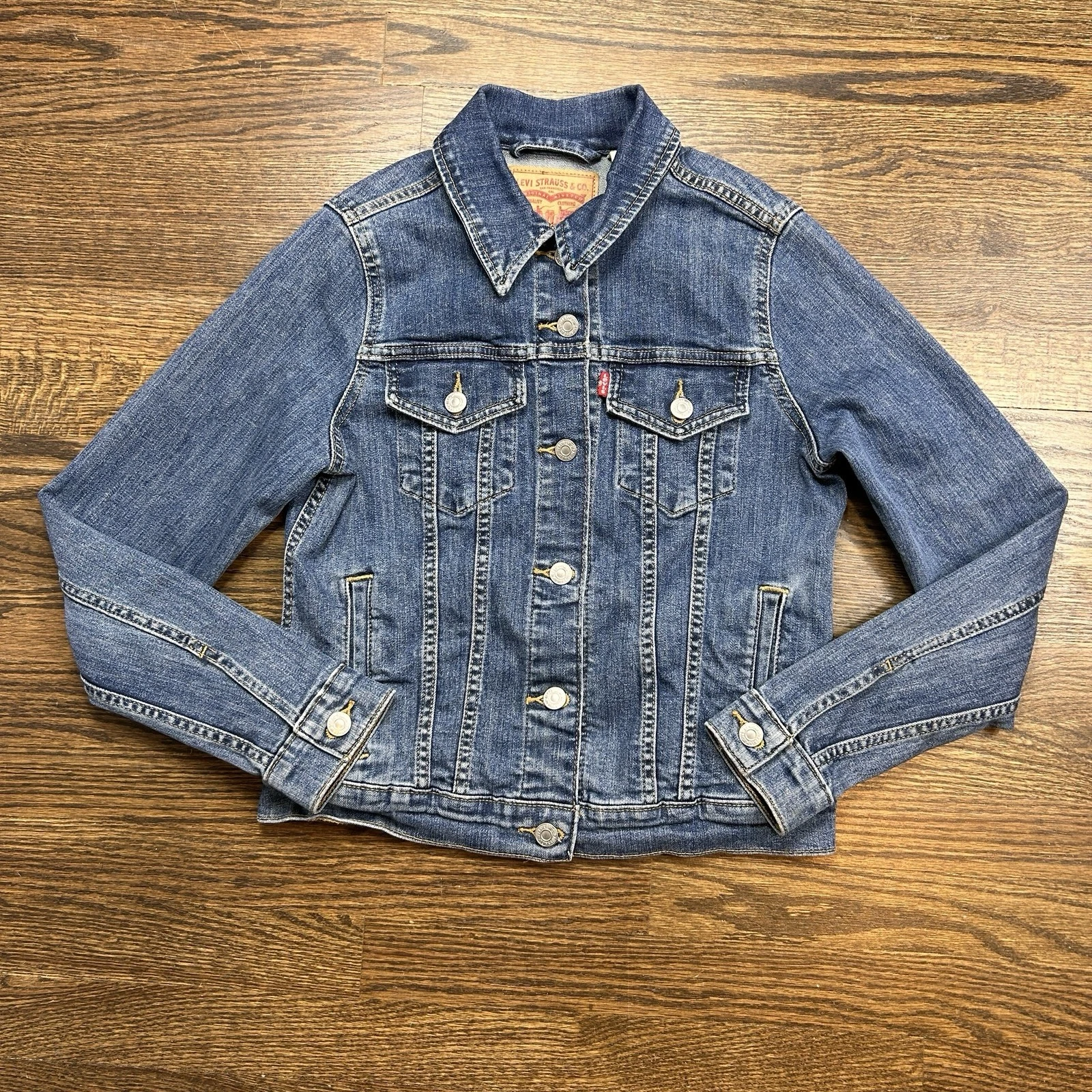 Levi's Original Trucker Jacket Review for Women